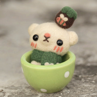 Wool felt DIY kit - Little Bear in Cup